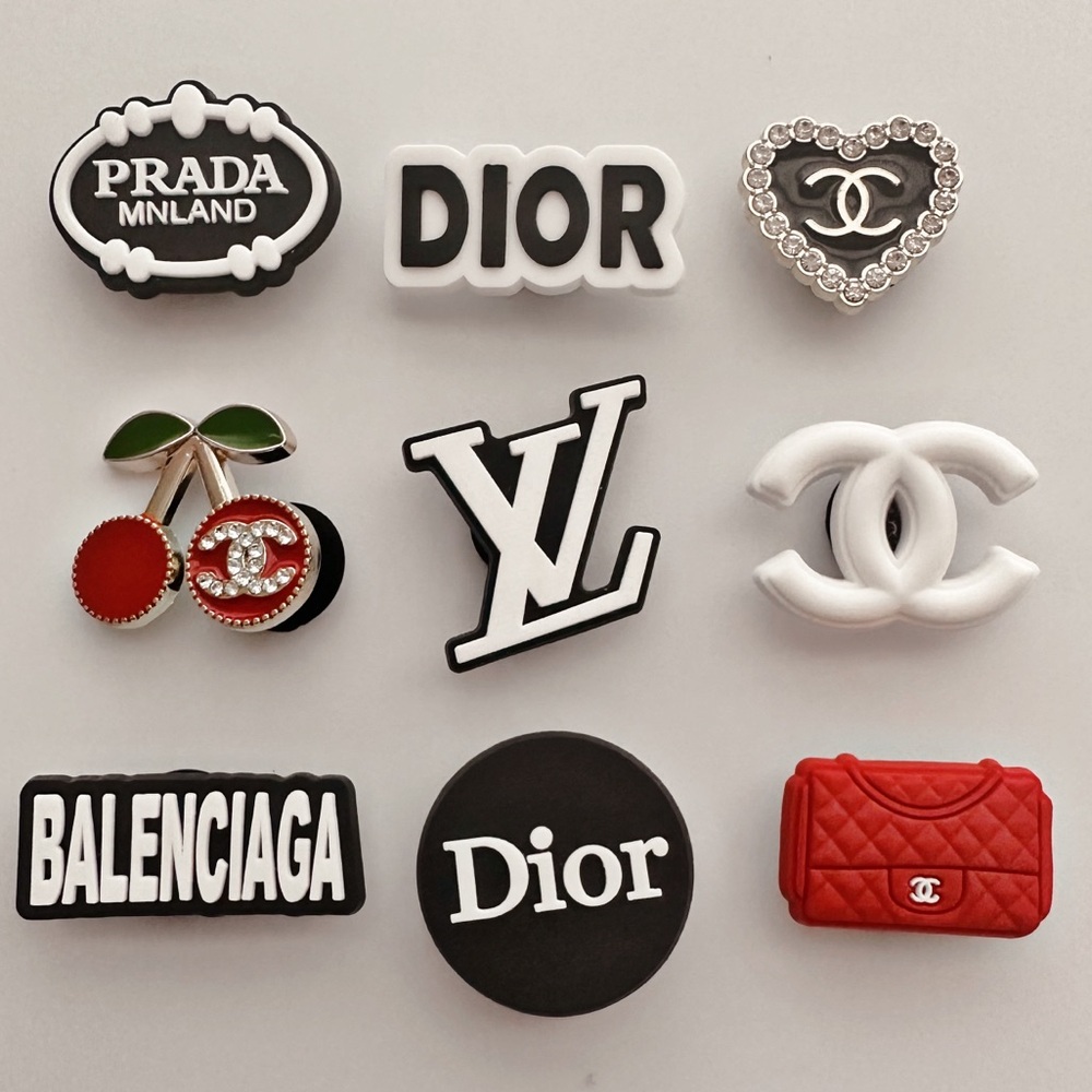 9 shoe charms